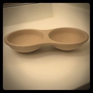 Two egg poaching dish